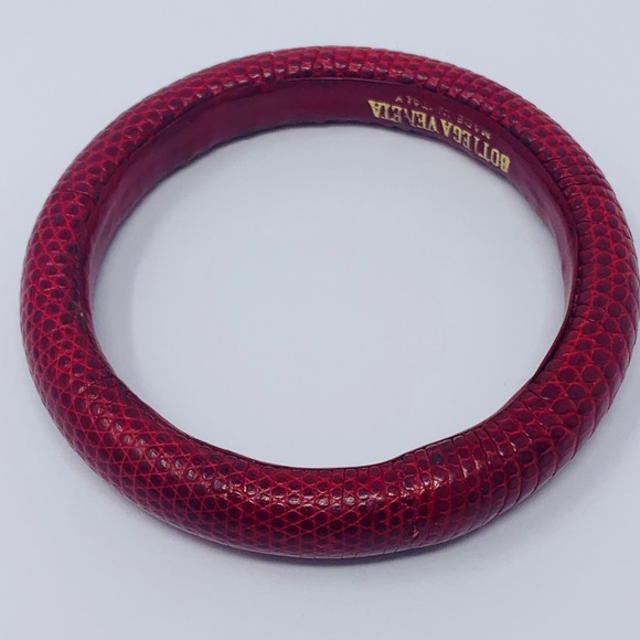 Bottega Veneta Wrapped Leather Bangle - Picture 5 of 10